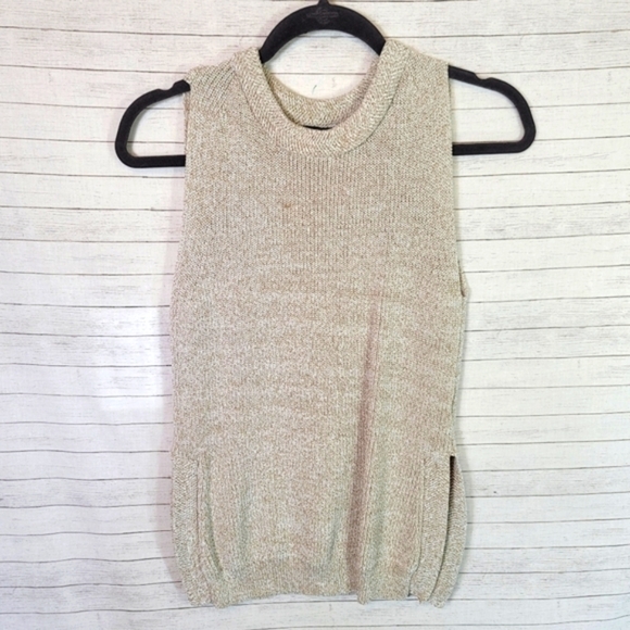 SHEIKE SLEEVELESS SWEATER TOP, SZ MEDIUM - Picture 2 of 9